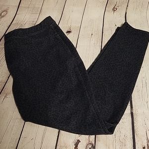 Like new!! Blue Leopard Pattern Jeggings